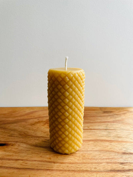 Diamond Cylinder 100% Pure Beeswax Candle 175g